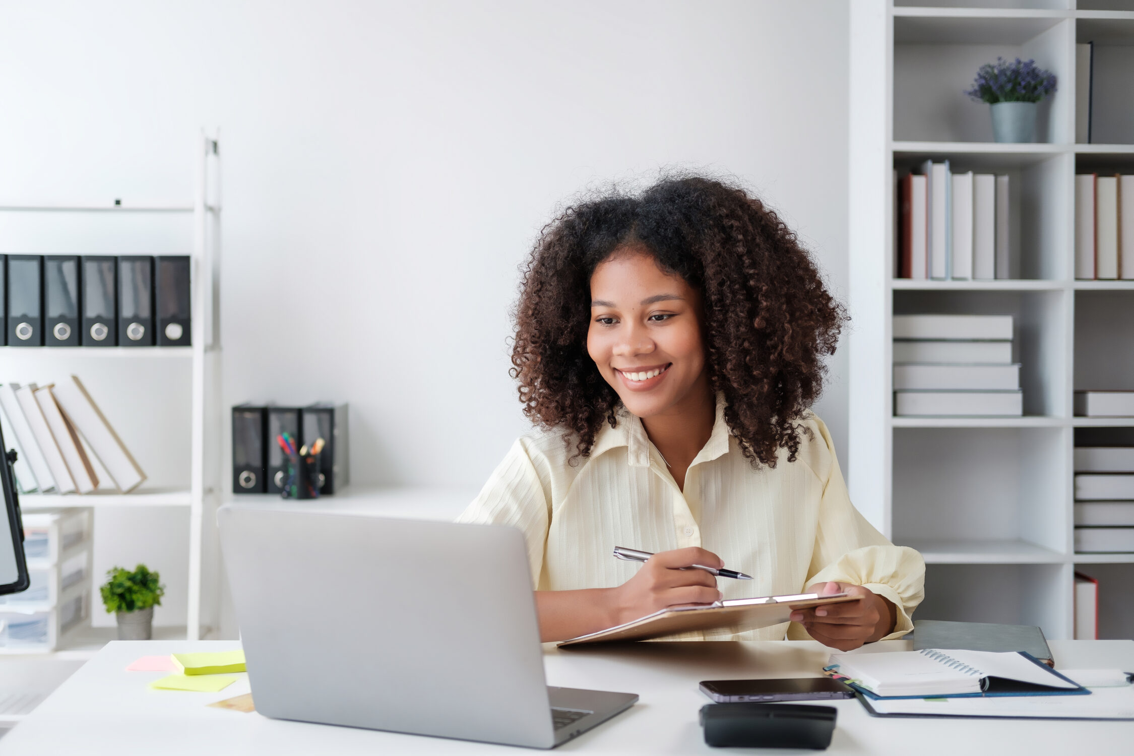 salariée de prestation intellectuelle