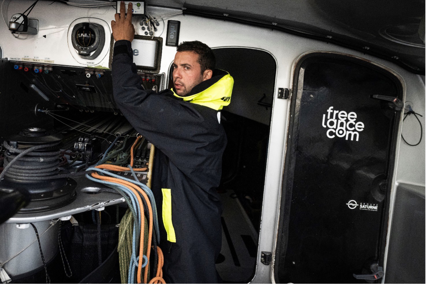 Guirec Soudée en train gérer les aléas de son entreprise