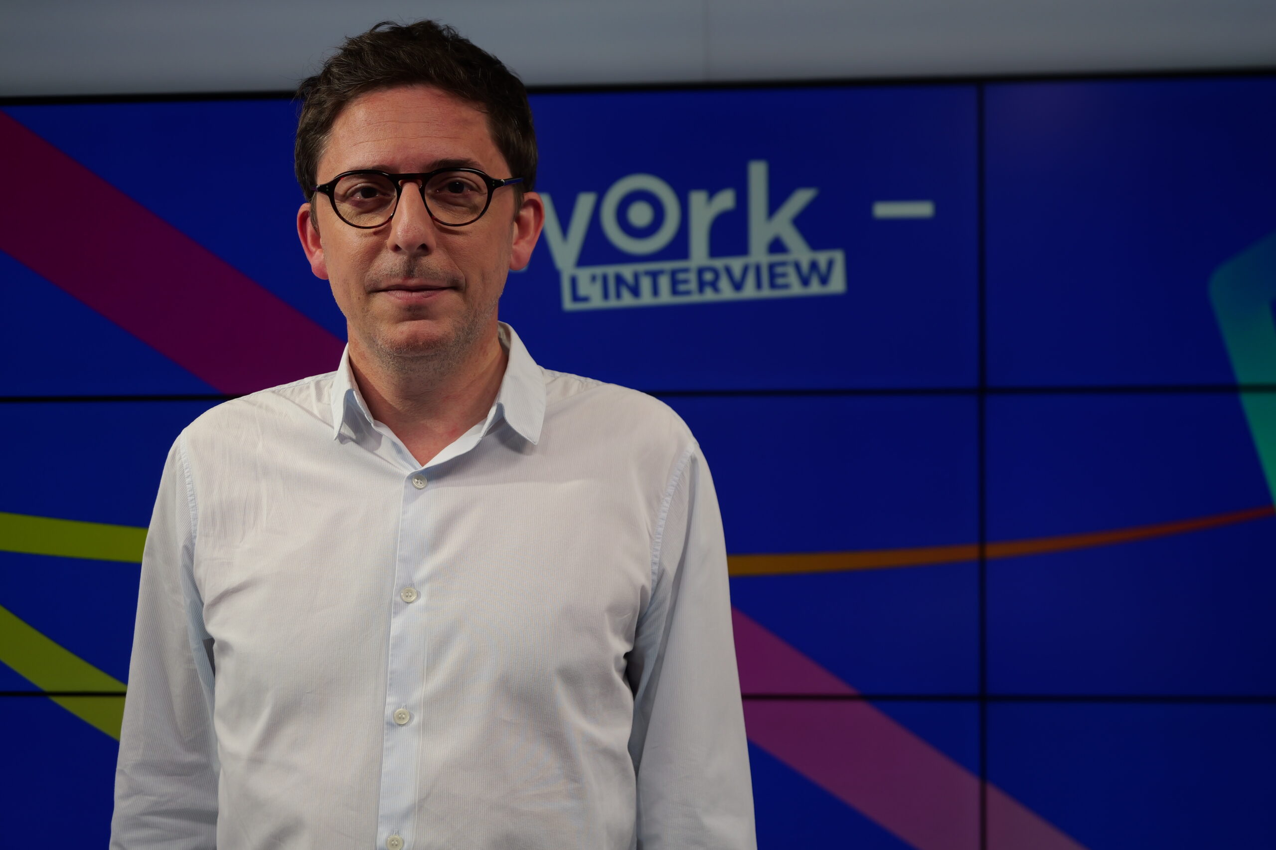 Comment concilier distanciel et présentiel grâce au digital ? Avec Sébastien Saint-Criq