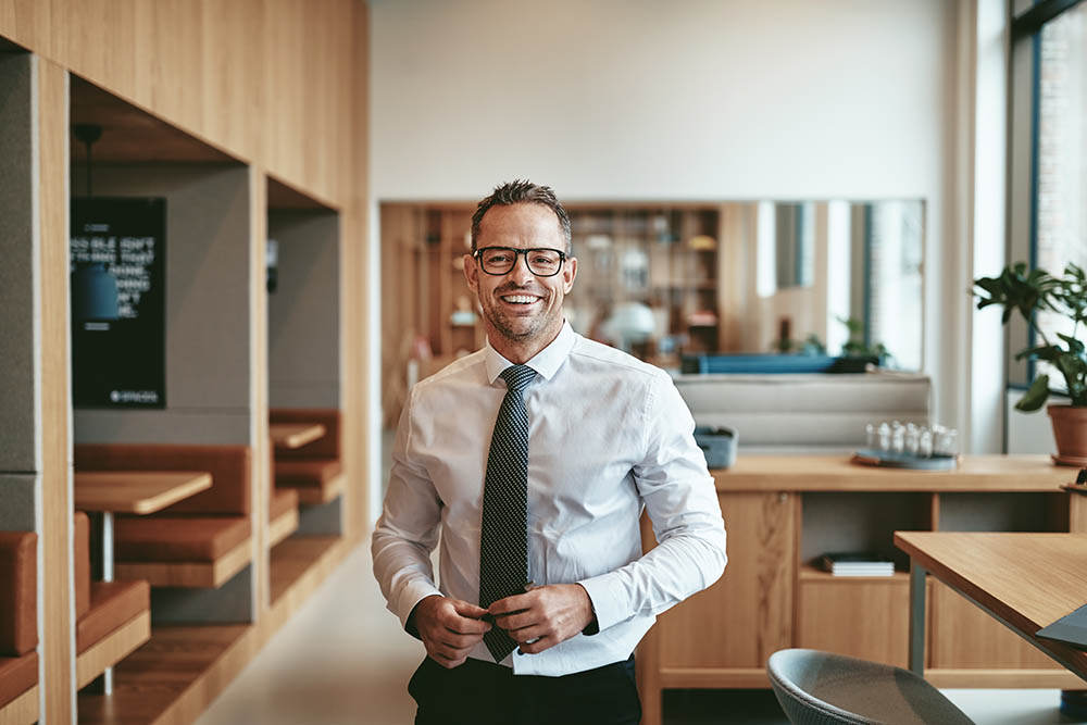 business man souriant